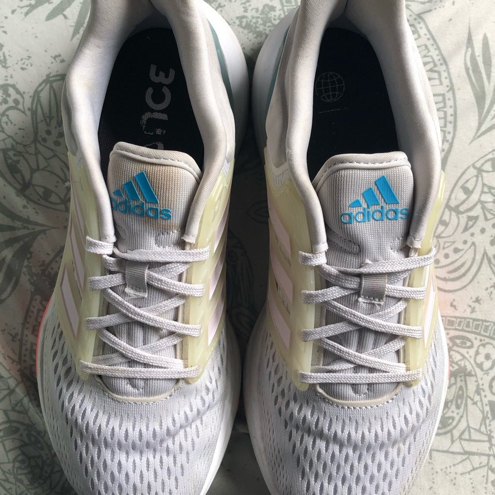 ADIDAS BOUNCE PERFORMANCE
EQ21 RUN RUNNING SHOES SIZE 8 - Picture 5 of 10